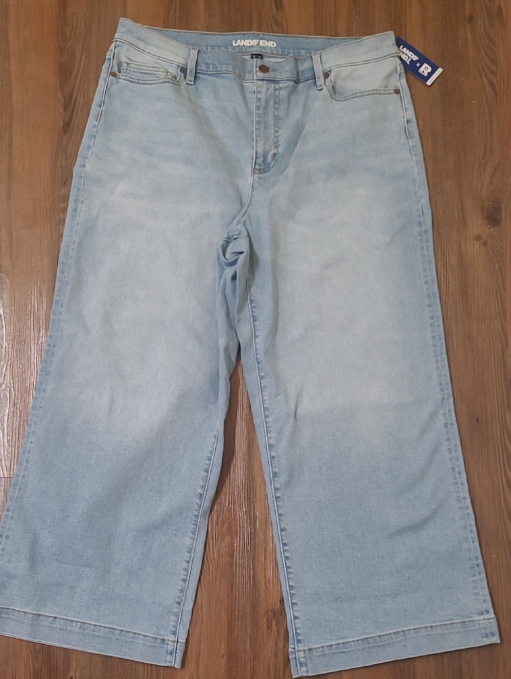 Lands' End‎ women's Light Blue Relaxed Jeans